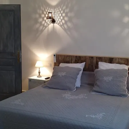 Mas Saint Julien Bed & Breakfast