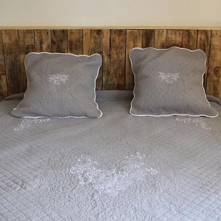 Bed & Breakfast Mas Saint Julien *
