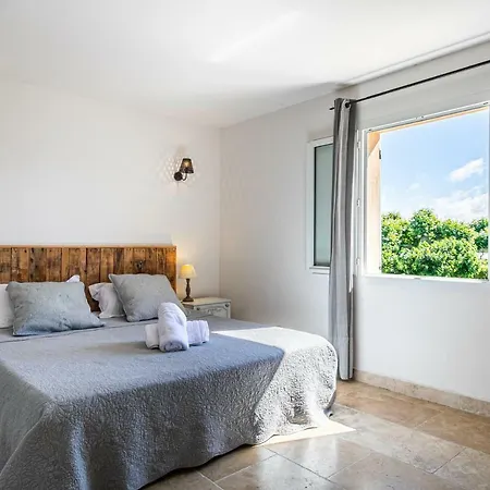 Mas Saint Julien Bed & Breakfast Cavaillon